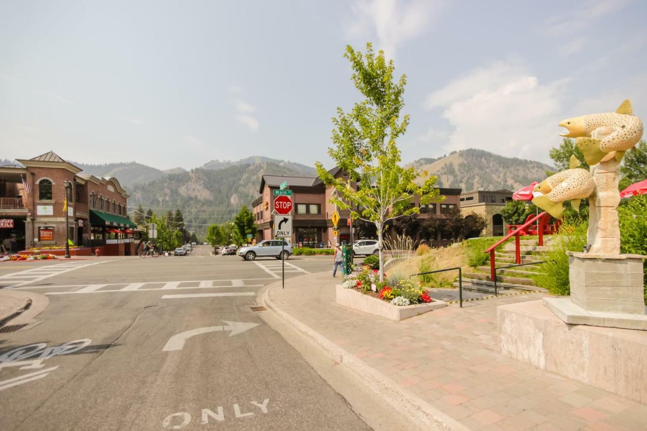 Bridgepoint Condo On Trail Creek Ketchum Exterior photo